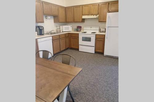 Elm Creek Home-2bedroom Townhome