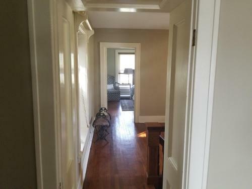 Complete Bnb Presents Mkr1599, Historic Rosencutter House