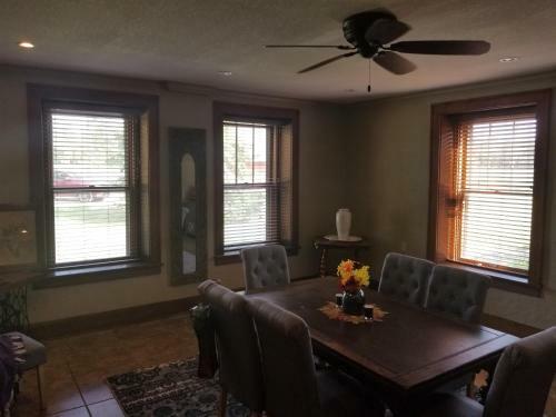 Complete Bnb Presents Mkr1599, Historic Rosencutter House