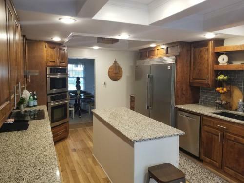 Complete Bnb Presents Tkw3121, Marvelous Upscale 3br, 2bath Home