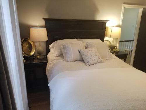 Complete Bnb Presents Tkw3121, Marvelous Upscale 3br, 2bath Home