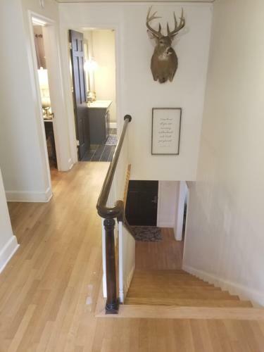 Complete Bnb Presents Tkw3121, Marvelous Upscale 3br, 2bath Home