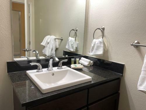 Intrust Stadium Apartments - Downtown Wichita