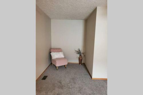Cute 3br 3ba Handicap Acc Br And Ba Wifi Smart Tv
