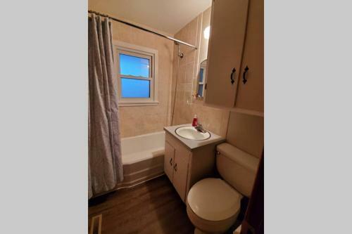 Cute 3br 3ba Handicap Acc Br And Ba Wifi Smart Tv