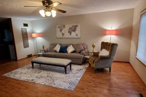Cute 3br 3ba Handicap Acc Br And Ba Wifi Smart Tv