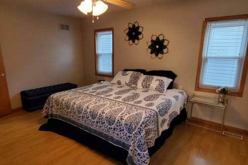 Cute 3br 3ba Handicap Acc Br And Ba Wifi Smart Tv