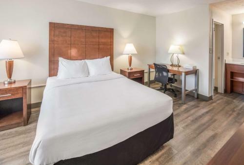 Suburban Extended Stay Hotel