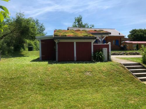 Norweger Haus Am Tollensesee