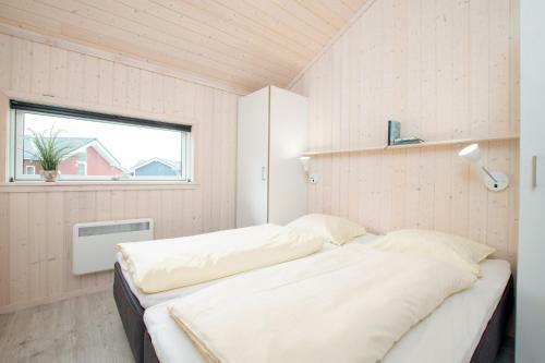 Resort 2 Ocean Cottage A 10