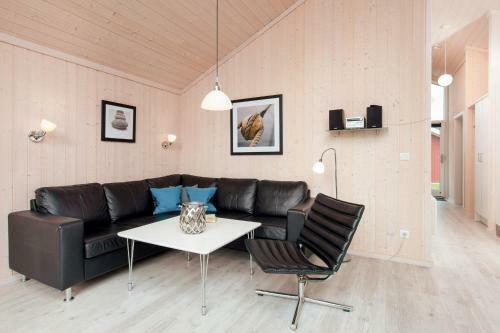 Resort 2 Ocean Cottage A 63