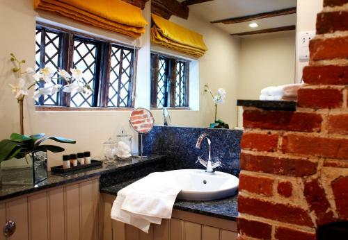 Hostal Lavenham Great House Hotel & Restaurant