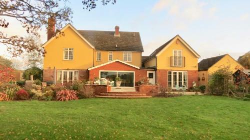 Bed & Breakfast Newmans Lodge