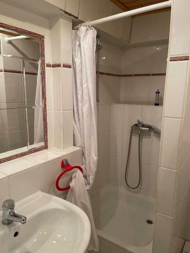 Apartamento Ferienwohnung Am Wald