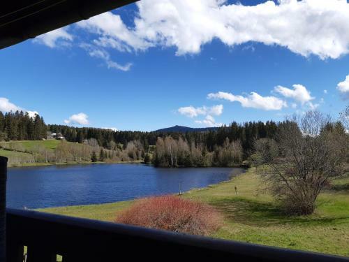 Apartamento Ferienwohnung Am See