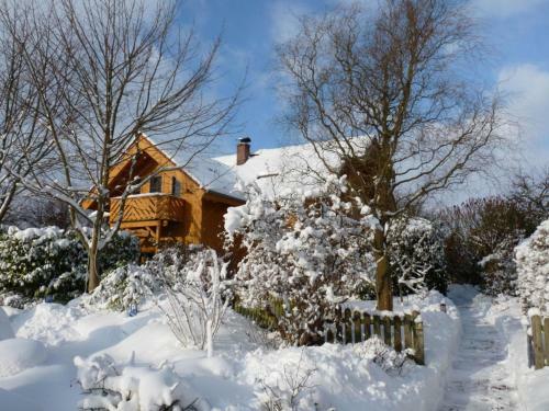 Apartamento Holzhaus Gr�mitz "schwalbennest"