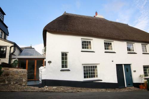 Luxury Thatched Country Cottage - Dartmoor Devon