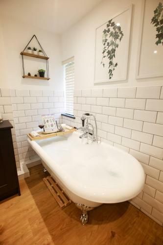 Luxury Thatched Country Cottage - Dartmoor Devon