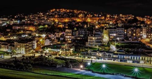 Charming Apartment Ilfracombe Central Location