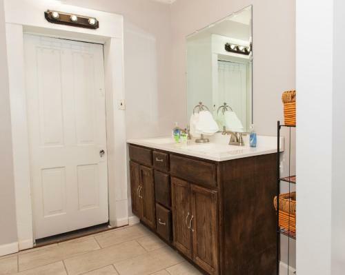 The Haven By Concord Sun (private 5br, 2ba)