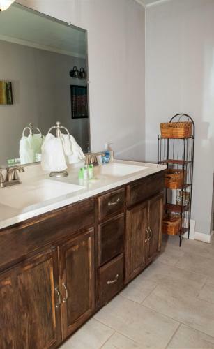 The Haven By Concord Sun (private 5br, 2ba)