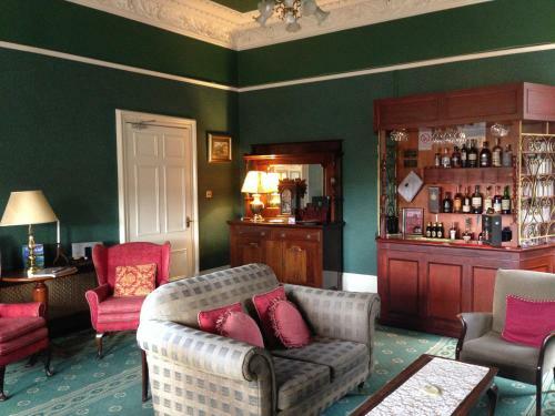 Hostal Davaar House Hotel