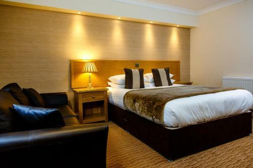 Pitfirrane Hotel