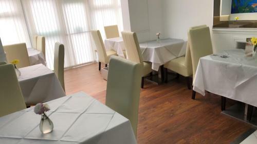 Hostal Highbury Guest House