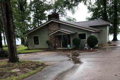 Villa Baker's Bayou On Lake D'arbonne Just Listed