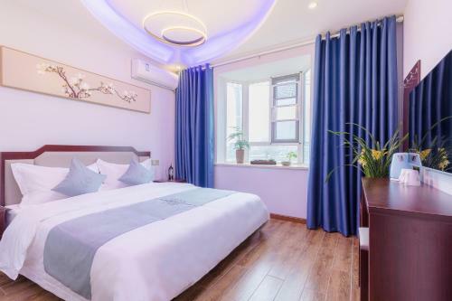 Floral Hotel Qihe Xiaozhu