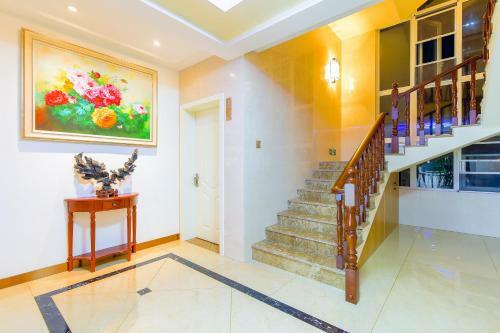 Floral Hotel Qihe Xiaozhu