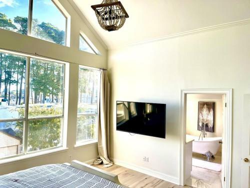 Our Lakeside Retreat!