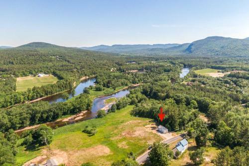 Cozy Bethel Escape With Views Less Than 10 Mi To Ski!