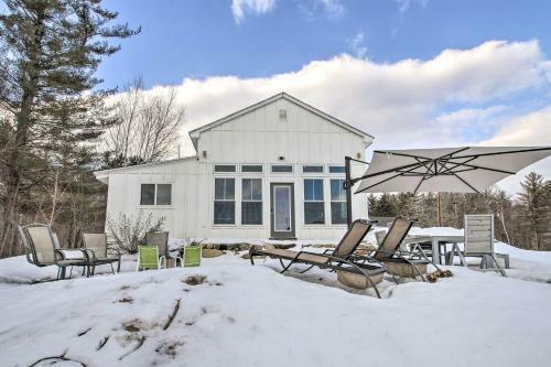 Cozy Bethel Escape With Views Less Than 10 Mi To Ski!