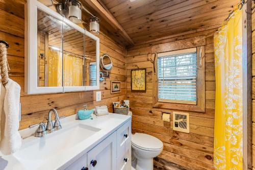 Little Cottage In The Woods