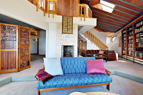 Oceanfront Gem