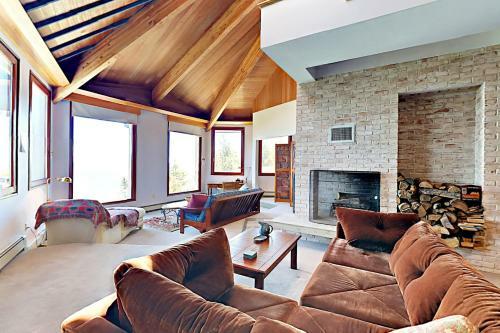 Oceanfront Gem