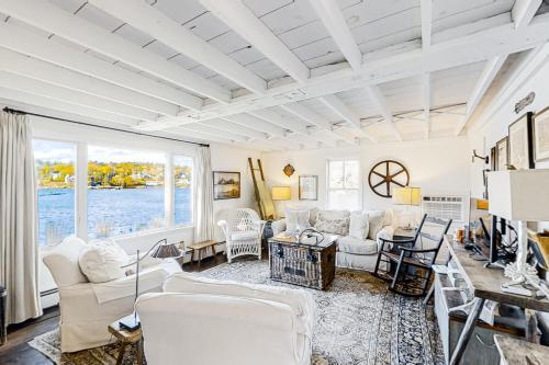 Mill Cove Cottage