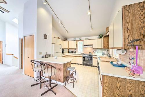 Charming Home With Deck - Steps To Casco Bay!