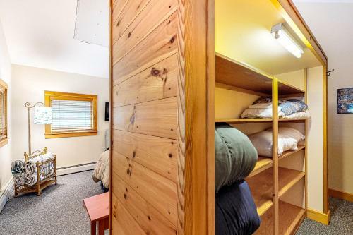 East Toddy Lodge