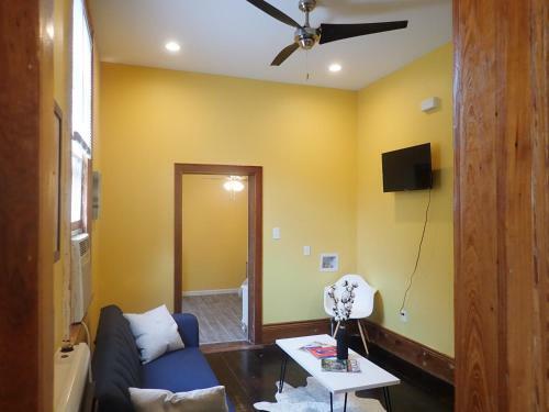 Apartamento Historic Modern Uptown Home Ll