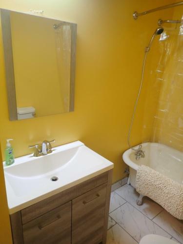 Apartamento Historic Modern Uptown Home Ll