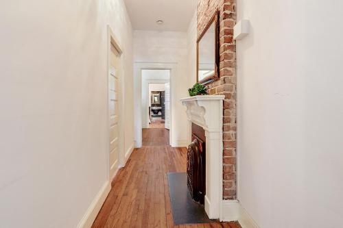 2bd French Luxury W/ Courtyard