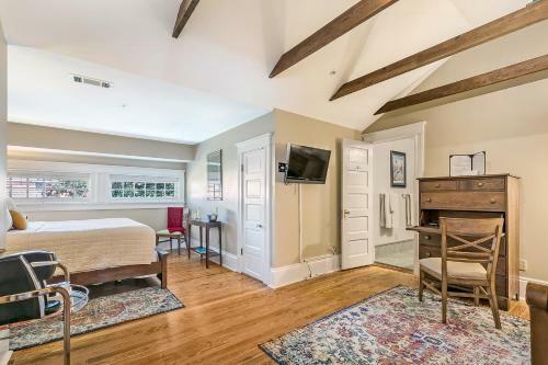Bed & Breakfast Canal Street Inn