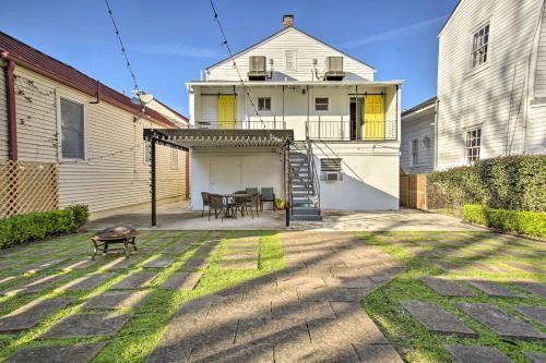 Apartamento Uptown Nola 2br Apt On Magazine St With Backyard!