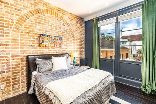 Apartamento 2bd Condo Steps To Everything With Balcony & Courtyard