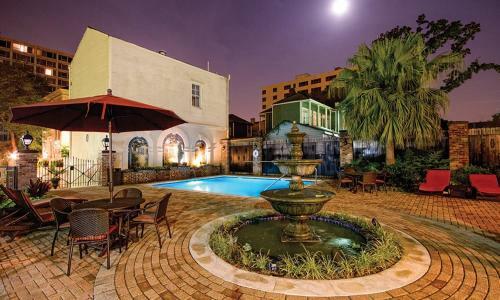 Hotel Club Wyndham Avenue Plaza