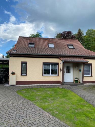 Apartamento Ferienwohnung Zum Schlo�