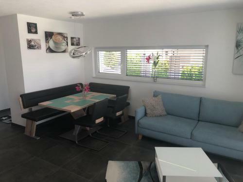 Apartamento Moderne Ferienwohnung Mit Terrasse Und Garten