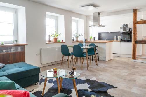 Apartamento Moderne Altstadt-ferienwohnung